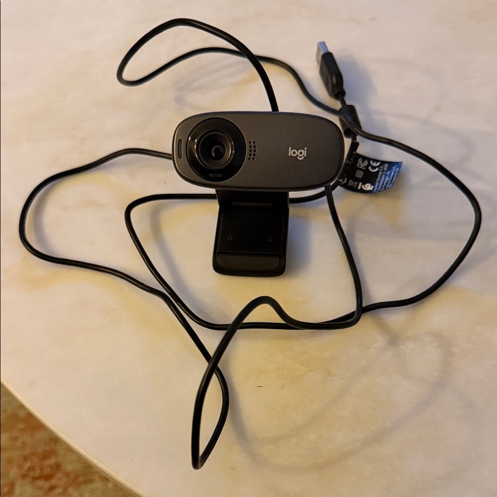 Logitech Black USB Webcam with Clip Mount